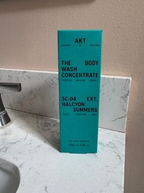 AKT body wash